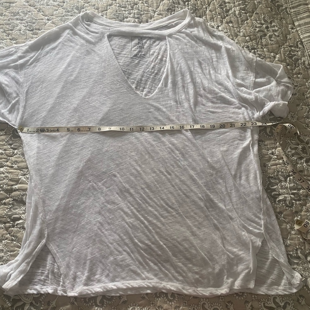 We The Free Soft Gray Short Sleeve Tee
